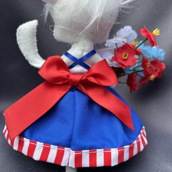 Annalee Dolls Patriotic Girl Mouse USA America July 4th Red White & Blue Flowers - Picture 7 of 12
